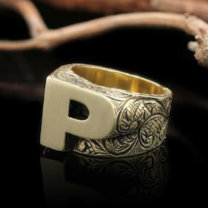 Anillo de carta de plata esterlina 925, anillo de letra P, anillo inicial A-Z, anillo alfabeto de monograma de plata, anillo de letra en negrita de diseño celta de plata