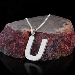 Colgante de letra de plata de diseño personalizado, collar tipo alfabeto de plata, colgante de letra U de plata esterlina, collar de letras de plata alfabeto en negrita,