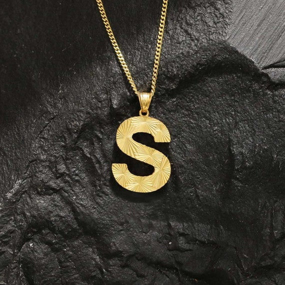 S clearance pendant design