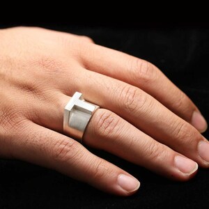 Anillo de letras de plata esterlina 925, anillo de letras T, anillo inicial de la A a la Z, anillo de tipo alfabeto de plata, alfabeto en negrita de anillo de letra de plata, anillo de alfabeto