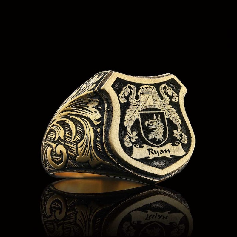 Custom Signet Ring: Personalized Family Crest Coat of Arms Ring for Men image 4
