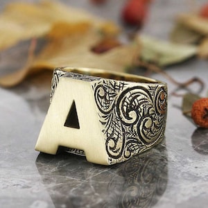 Anillo de letras de plata esterlina 925, anillo de letras A, anillo inicial de la A a la Z, anillo del alfabeto del monograma de plata, anillo de letras en negrita de diseño celta plateado