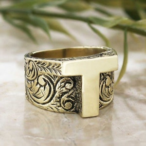 Anillo de letras de plata esterlina 925, anillo de letras T, anillo inicial de la A a la Z, anillo del alfabeto del monograma de plata, anillo de letras en negrita de diseño celta plateado