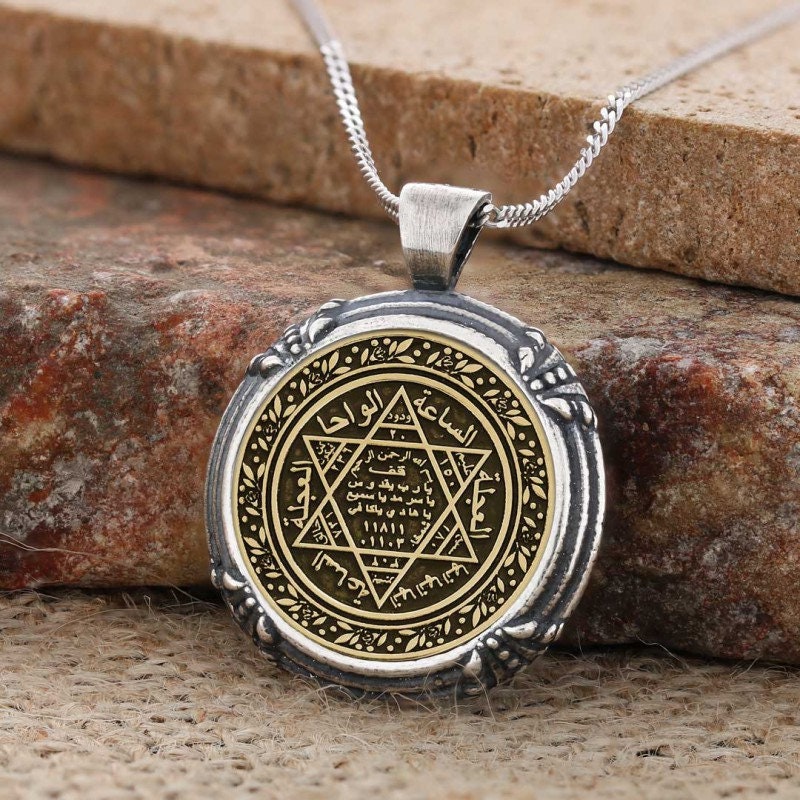 Sterling Silver Seal Solomon Necklace 