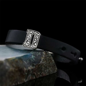 Pulsera de letra Monogram D, Pulsera de letra D, Pulsera de cuero inicial D, Pulsera de carta hecha a mano de diseño especial, Regalo de San Valentín,