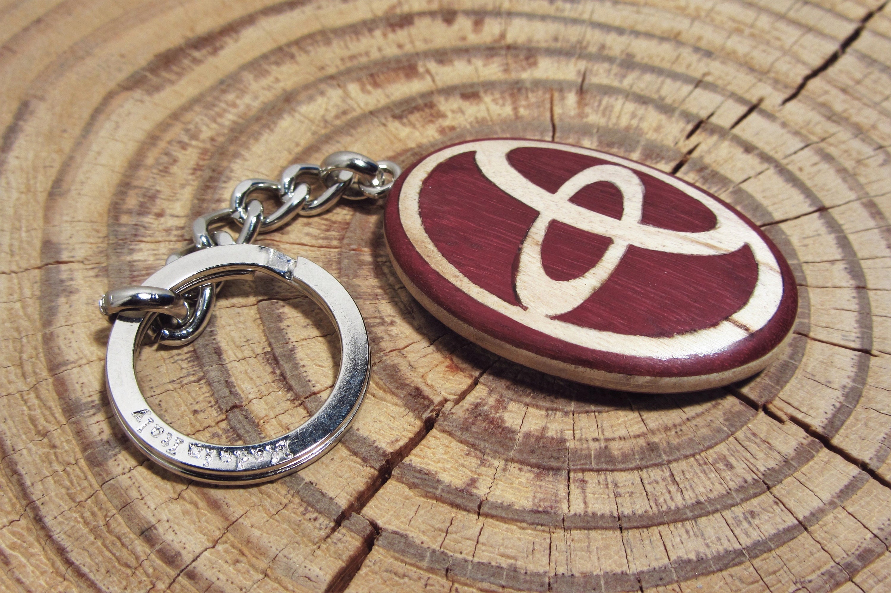 Toyota logo shop keychain