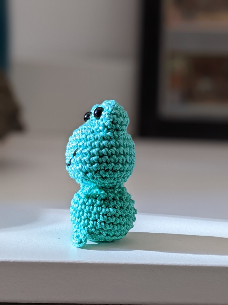 Grenouille, amigurumi animal en crochet, porte-clés, suspensions image 5