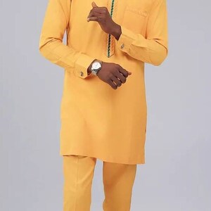 Abbigliamento da uomo africano / Camicia da uomo africana Kaftan e Giù Giallo / Camicia da uomo Dashiki / Abbigliamento africano per la famiglia / Abbigliamento da uomo africano/