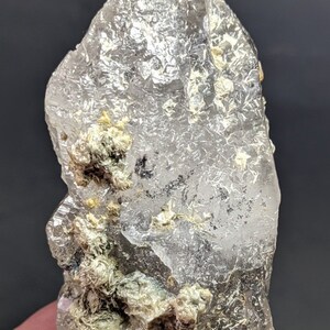 138 Grams Beautiful  Etched Quartz with Mica From Skardu Pakistan