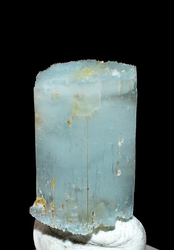 パキスタン スカルドゥ産 エッチングアクアマリン エッチングされたヘッドアクアマリンクリスタル パキスタンの