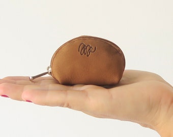 Small zipper pouch, leather coin purse, brown coin purse, airpod case, small leather bag, small bag for coins, handmade airpod pouch