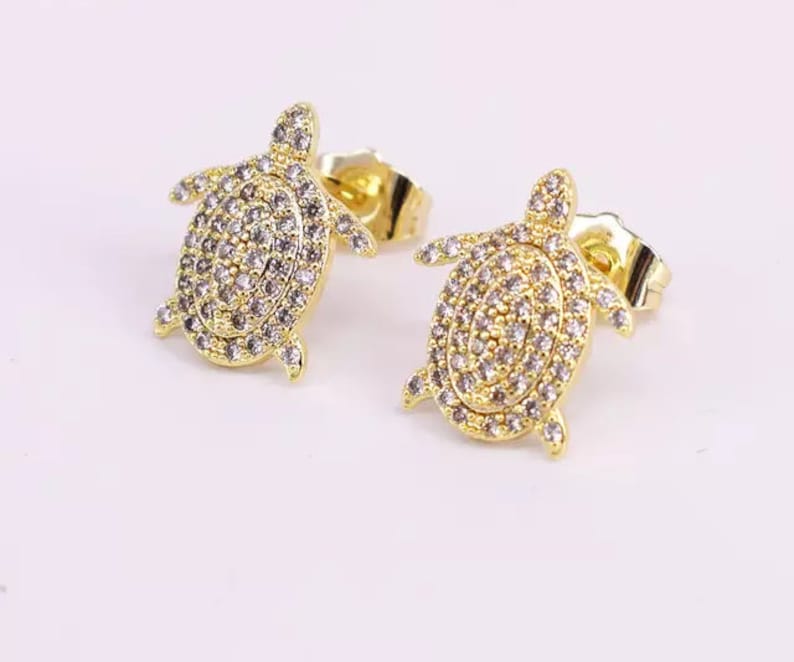 HUGS /& KISSES animal earrings with 18k gold fillers