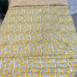 Yellow House Quilt Indian Floral Handmade Jaipuri Razai, Light Weight Reversible Quilt, Bedding Bedspread Coverlet Warm Winter Blanket Throw image 7