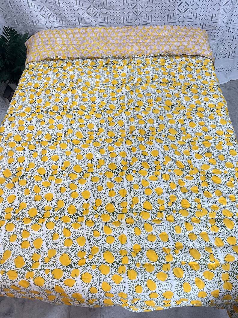 Yellow House Quilt Indian Floral Handmade Jaipuri Razai, Light Weight Reversible Quilt, Bedding Bedspread Coverlet Warm Winter Blanket Throw image 7