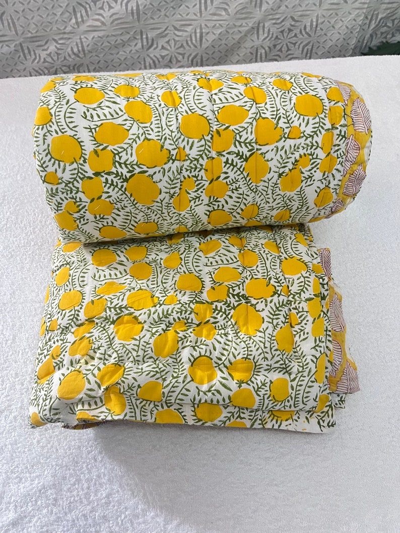 Yellow House Quilt Indian Floral Handmade Jaipuri Razai, Light Weight Reversible Quilt, Bedding Bedspread Coverlet Warm Winter Blanket Throw image 2