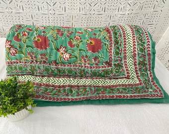 Red Rose Block Print Cotton Quilt: Reversible Winter Bedspread