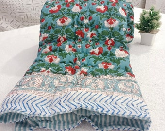 Edredom de bebê com estampa de blocos feitos à mão: colcha de algodão floral