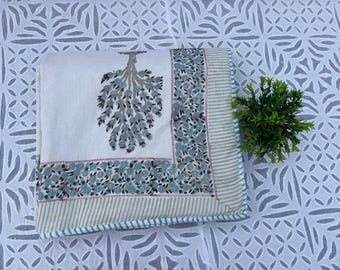 Winter Warm Vintage Quilt, Indian Ac Blanket, Floral Print Queen Size Dohar