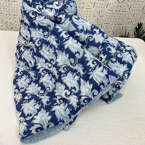 Jaipuri Handmade Razai Blue Asters With Flower Block Print Quilt Razai, Reversible Cotton Quilted Razai, Bedding Throw Bedspread Blanket Top