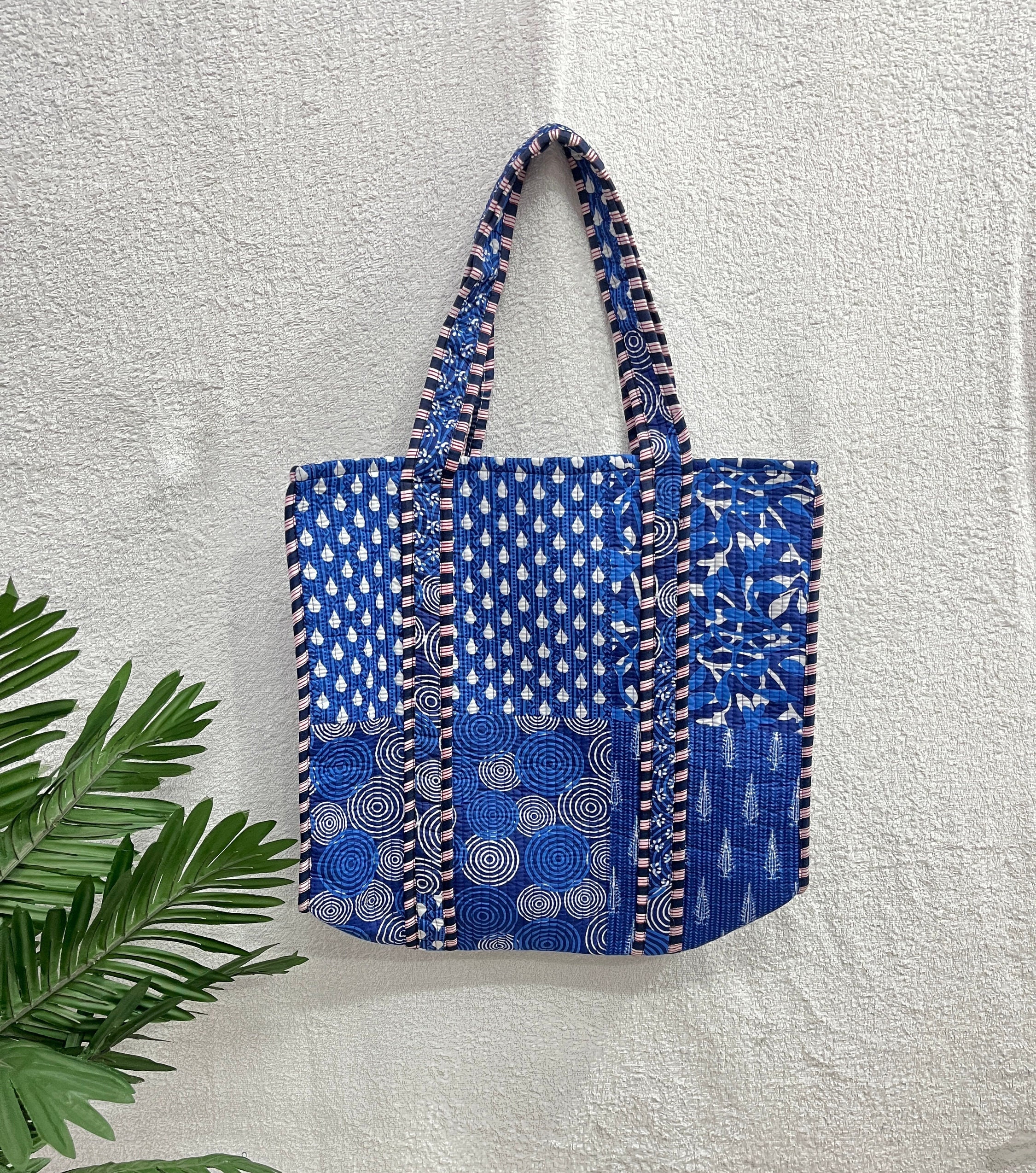 AMBUSH® PATCHWORK TOTE BAG 20194099_51269427_600.jpg