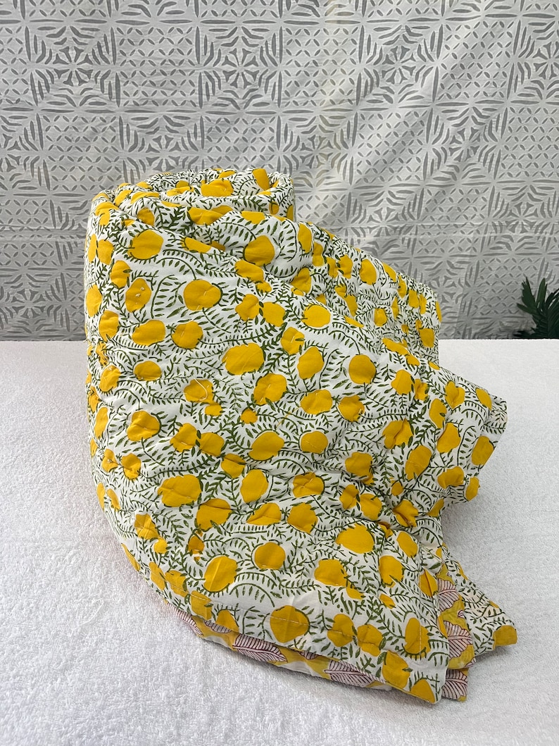 Yellow House Quilt Indian Floral Handmade Jaipuri Razai, Light Weight Reversible Quilt, Bedding Bedspread Coverlet Warm Winter Blanket Throw image 3