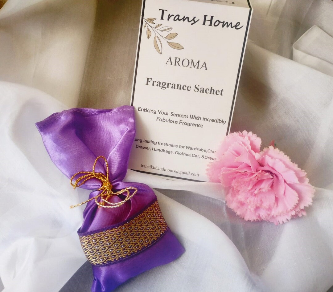 Aromatic Lavender Sachets - Natural Aromatherapy - Handmade Scented ...