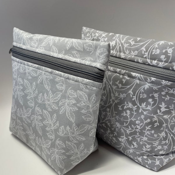 Gray Collection, gray zipper pouch, make-up bag, gift idea, travel organizer, organize suitcase, leaves on pouch, vines on dk gray on pouch