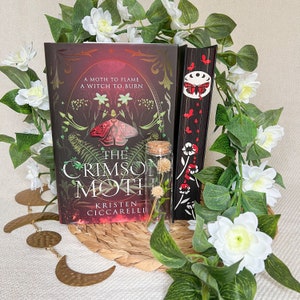The Crimson Moth (Heartless Hunter) by Kristen Ciccarelli - Sprayed Stencilled Edge Special Edition Custom Book Hardback