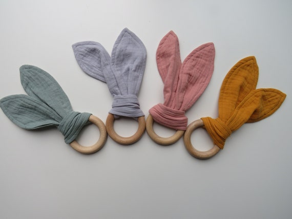 muslin teething ring