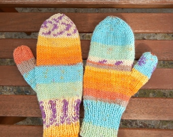 Akrylstickade vantar: Varma vintervantar, S - M