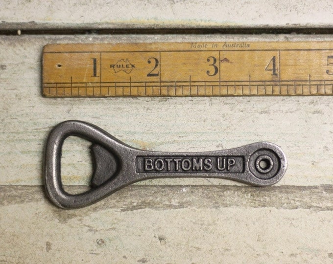 TRADE Pack of 10 \ BOTTOMS UP \ Cast Iron Hand Held Bottle Openers \\ Bar \\ Hotel \\ Pub \\ Antique \\ Vintage