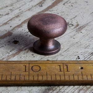 COPPER SHAKER \ 32mm Cast Iron Cabinet Knob \ Rustic Industrial Drawer Handle \ Pack of 1 or 10