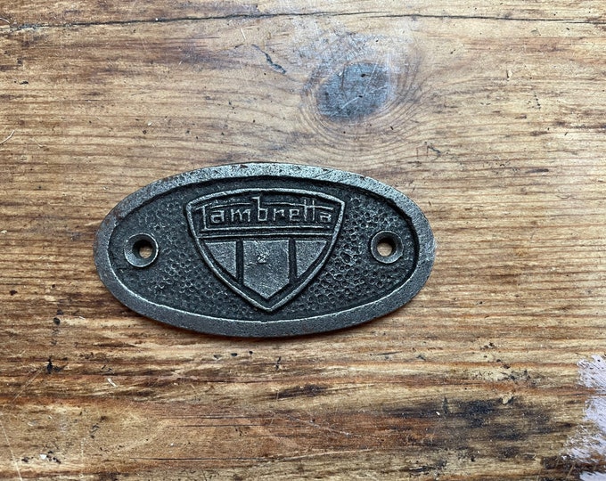 LAMBRETTA \ SMALL Cast Iron Room Door Plaque \ Wall Sign \ vintage \ retro \ Industrial \ Home Decor