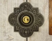 QUATREFOIL Antique Style Cast Iron Door Bell Press Rustic Industrial Door Furniture