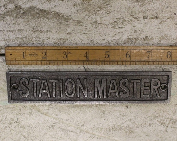 STATION MASTER \ Cast Iron Room Door Plaque \ Wall Sign \ vintage \ retro \ Industrial \ KITCHEN \ Home Decor