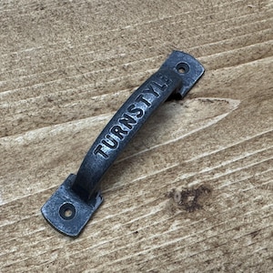 TURNSTYLE \ 120mm Cast Iron Pull Handle \ Rustic Industrial Drawer Knob \ Pack of 1 or 10
