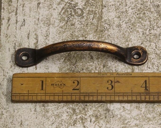 COPPER BOW \ 100mm Cast Iron Door Pull Handle \ Rustic Industrial Drawer Knob \ Pack of 1 or 10