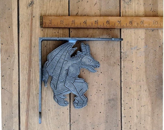 PAIR 7 x 7" GARGOYLE Cast Iron Shelf Brackets \ Vintage & Antique Style Shelving Supports \ Great Western Railway