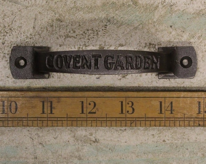 COVENT GARDEN \ Cast Iron Door Pull Handle \ Rustic Industrial Drawer Knob \ Pack of 1 or 10