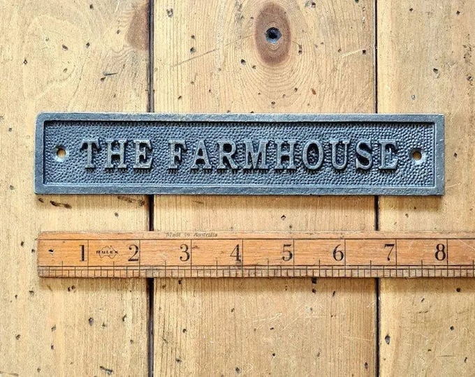 THE FARMHOUSE \ Cast Iron House Sign \ Room Door Plaque Wall Sign \ Vintage Retro Industrial