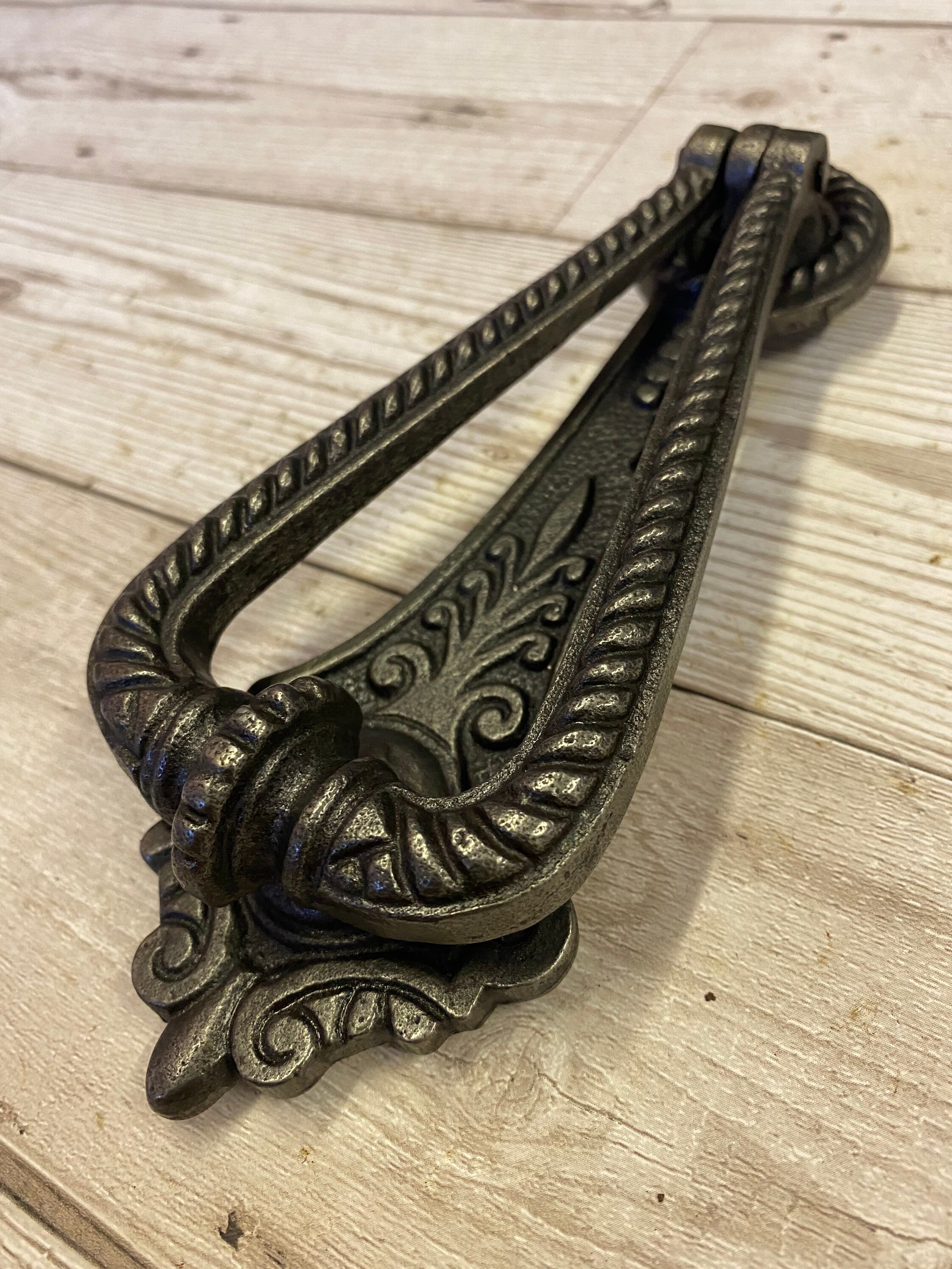 DOOR KNOCKER georgischen Stil rustikale Gusseisen | Etsy