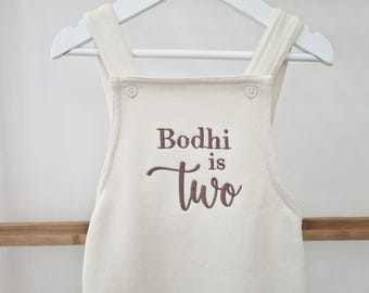 Personalised Dungaree, Birthday Outfit, Birthday Dungaree, Embroidered Fleece Overalls, Any Name and Age, Cute Birthday Gift 1st 2nd 3rd