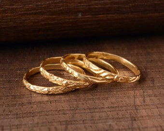 Gouden stapelring, 14k gold filled ring, stapelring, dunne gouden ring, 14k gouden ring, eenvoudige gouden ring, stapel gouden ring, goud gehamerde ring,
