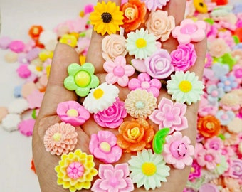 20 pcs 18-22mm Random Flower Cabochons Bloomed Rose Daisy Sunflower Ornament Resin Flower Tiny Flatback Flowers ,DIY Crafting Flower,PJ1