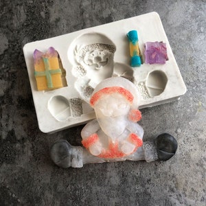 Christmas Santa silicone mold fondant chocolate Baking Resin Epoxy Mold plaster mold Christmas Cake Decorating holiday ornaments Mold G576