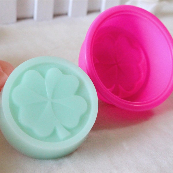 Four Leaf Clover Silicone Mold Four-Leaf Clover Puck Mold chocolate Mold Handmade Candle Mold Soap Bath Bomb making Plaster epoxy mold,G155