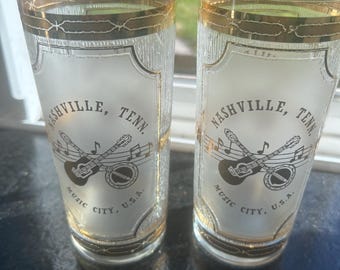 Culver Set of two vintage 22 K gold gilded Nashville Tennessee highball glassware with music hall  in excellent condition.Great for the bar!
