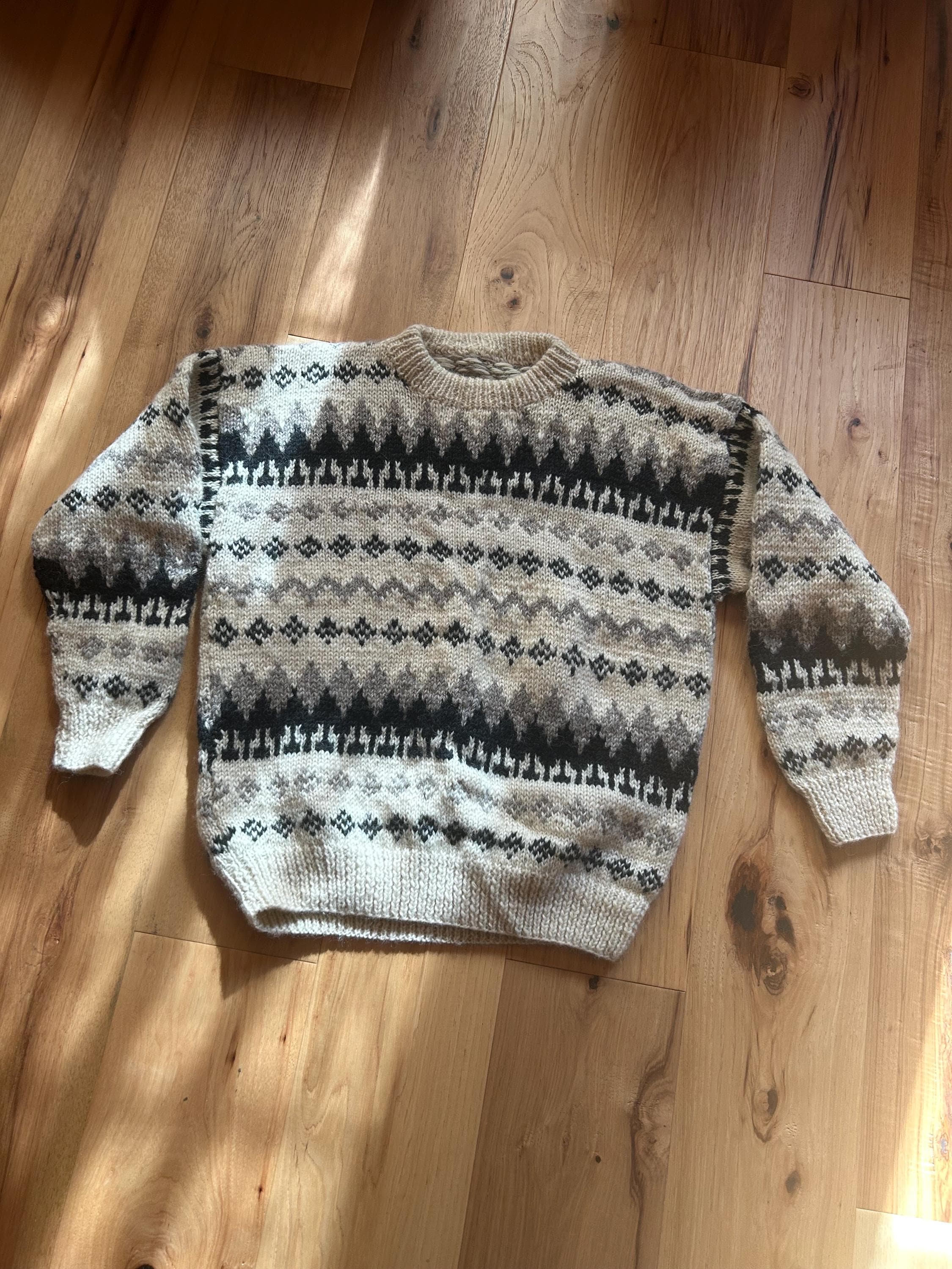 Nepal made all wool bulky vintage extra large sweater. Guessing this is hand made and it is in exceptionally nice condition!