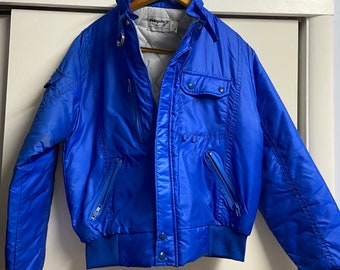 Vintage size small Swingster blue lined zip front jacket .USA made in shawnee mission, kansas
