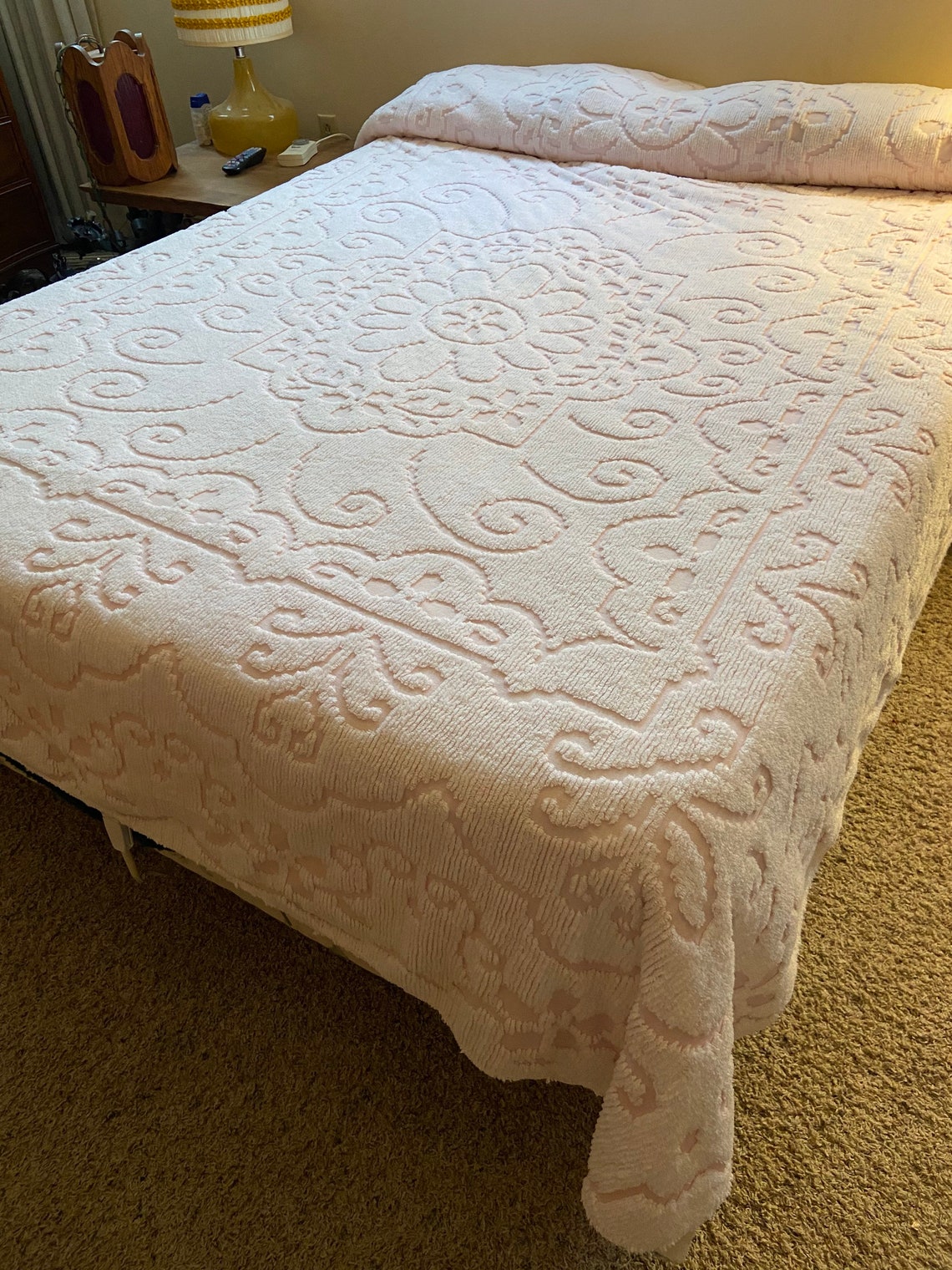 Pink and white vintage chenille bedspread Etsy